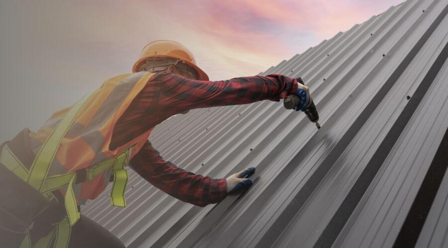 Professional gutter cleaning in Mount Airy, GA